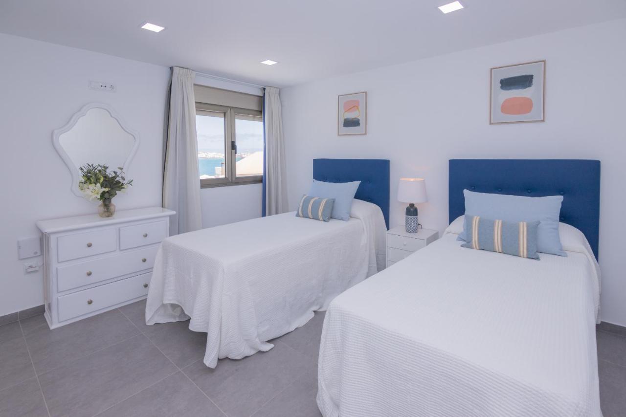 Apartment Holiday 5 Beachfront Corralejo By Holidays Home Экстерьер фото